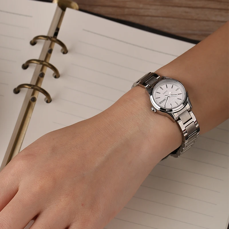 BERNY 高級レディース腕時計日本ムーブメントファッション - Luxury Watch Japan のレビューと価格