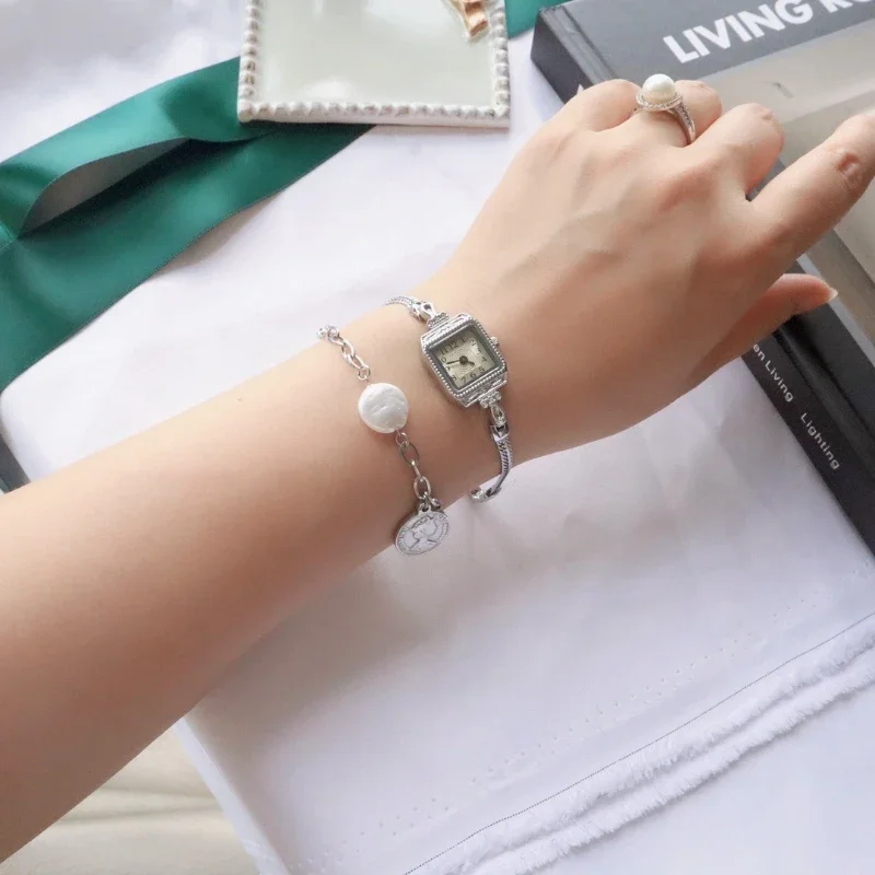女性のための豪華なストラップ,繊細で軽い,ヴィンテージシック - Luxury Watch Vintage のレビューと価格