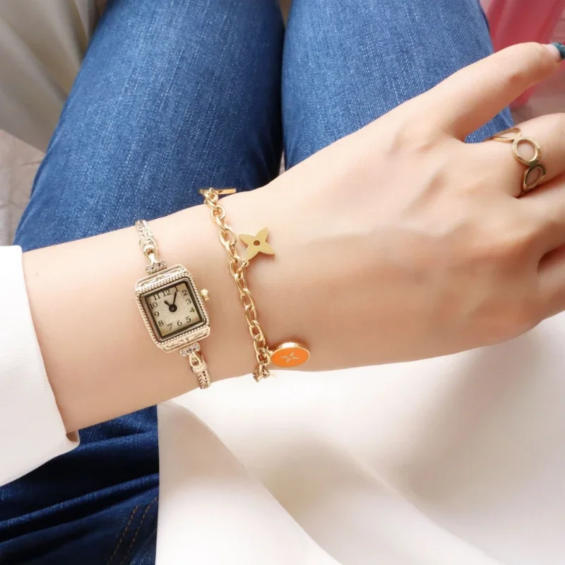 女性のための豪華なストラップ,繊細で軽い,ヴィンテージシック - Luxury Watch Vintage のレビューと価格