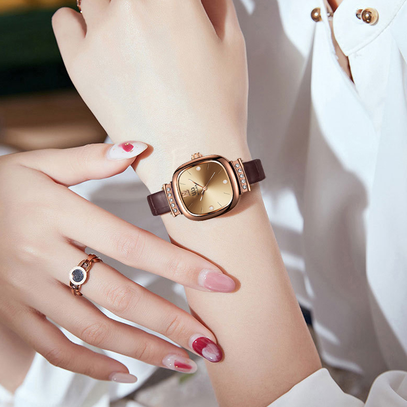 レディースローズゴールドスクエアウォッチ ヴィンテージライン - Luxury Watch Vintage のレビューと価格