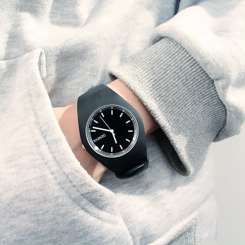 男性腕時計女性クリーム色超薄型ファッションギフトシリコーンス - Dress Watch Ultra Thin のレビューと価格