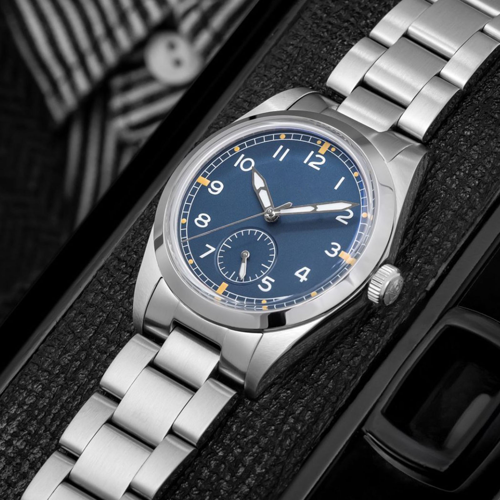 ADDIESDIVE 日本 VH60 ステンレススチールバン - Luxury Watch It のレビューと価格