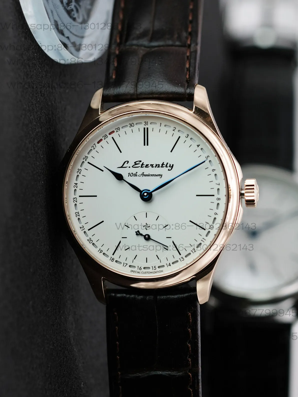 10周年記念超薄型ドレスビジネス自動巻き手巻きベーキングブル - Dress Watch Ultra Thin のレビューと価格