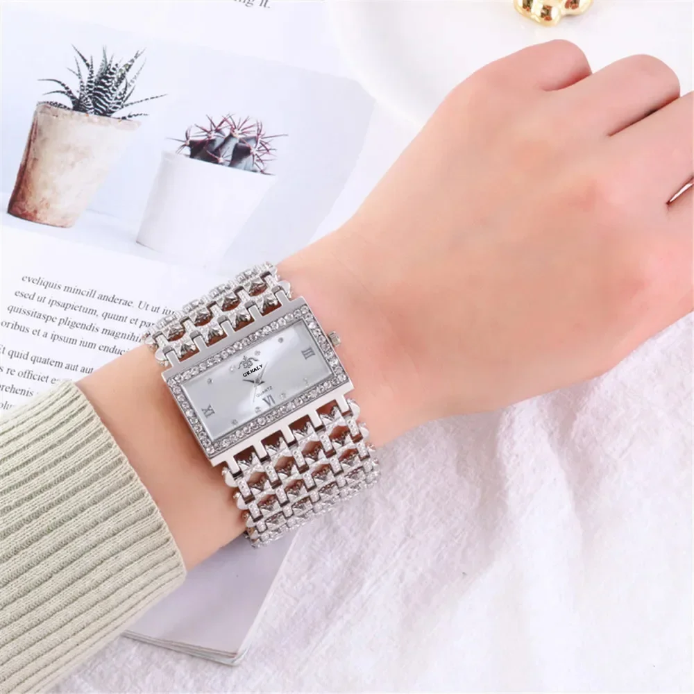 レディースファッション高級スクエアダイヤモンドクォーツ腕時計 - Luxury Watch Diamond のレビューと価格