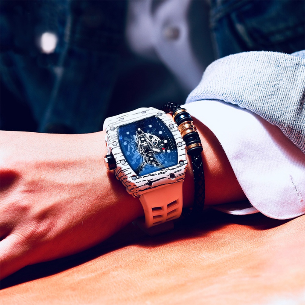 非常に人気のある機能的なメンズクォーツ腕時計で、ユニークな樽 - Luxury Watch It のレビューと価格