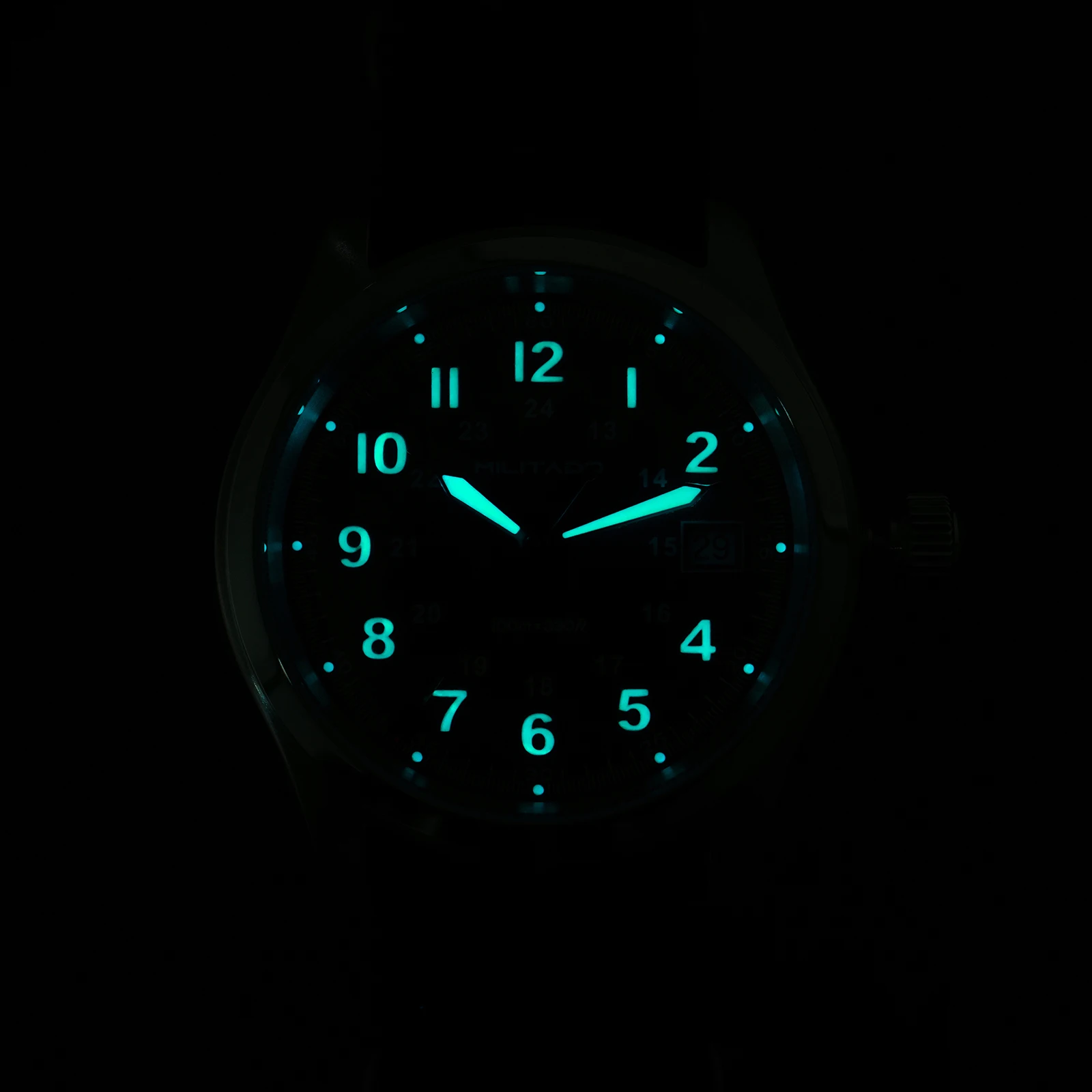 ミリタード ML08 ヴィンテージ クォーツ時計 ロンダ 5 - Dress Watch Ultra Thin のレビューと価格